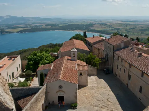 Baratti vista da Populonia